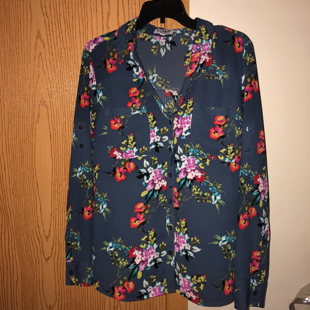 Express portofino floral print. Size L, slim fit